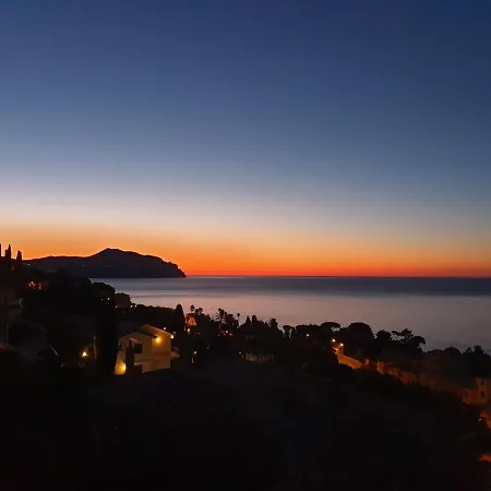 Salotto Sul Mare 4* Genua