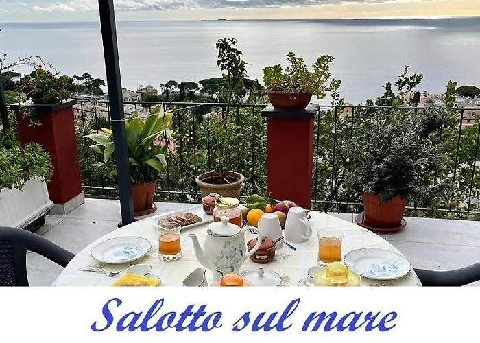 Salotto Sul Mare Bed & Breakfast Genua