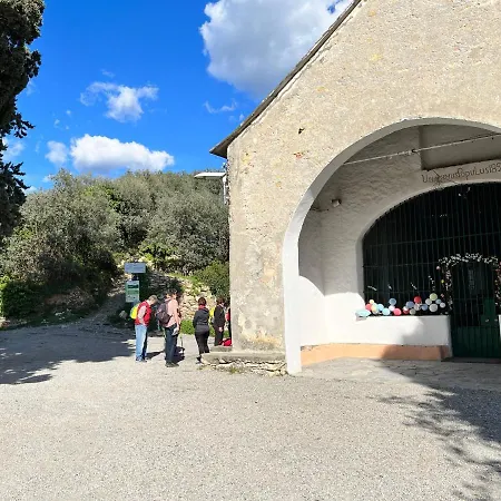 Salotto Sul Mare Отель типа 